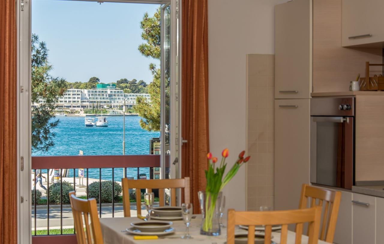 Apartment Riva Пореч Екстер'єр фото
