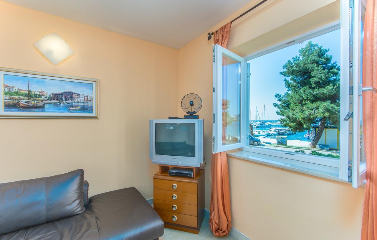 Apartment Riva Пореч Екстер'єр фото